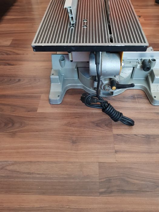 Circular Dewalt DW 711 cu motor pe inducție