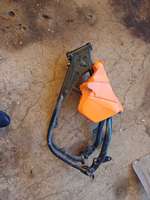 Резервни части за мотор