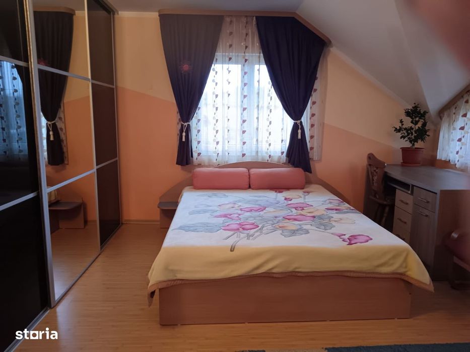 Zona Dumbravei, casa superba cu 10 ari teren