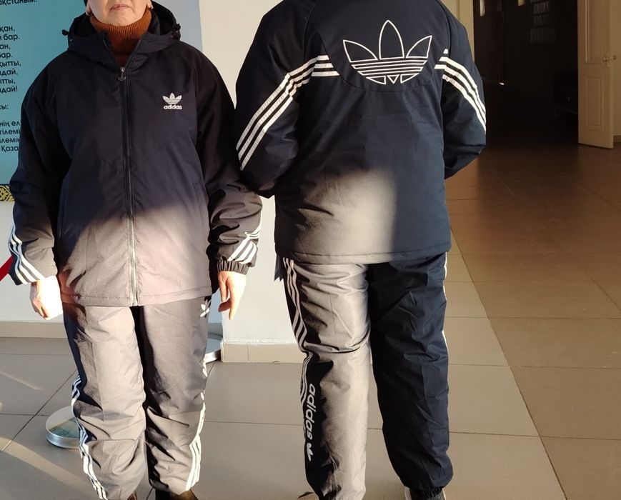 Продам лыжный костюм