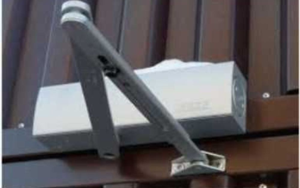 Eshiklarga yopilish menanizmi