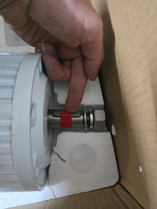 НОВ ветрогенератор 48v , 51.2v 1000w 3 витла вятърна турбина перка зел