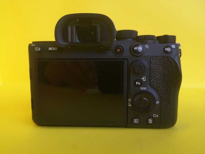 Безогледален фотоапарат Sony a7R IVA