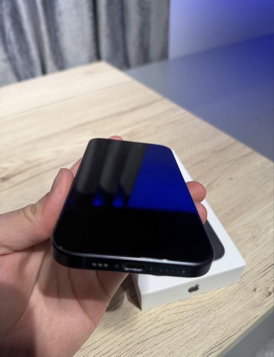 Vand Urgent Iphone 15 Pro Full Box