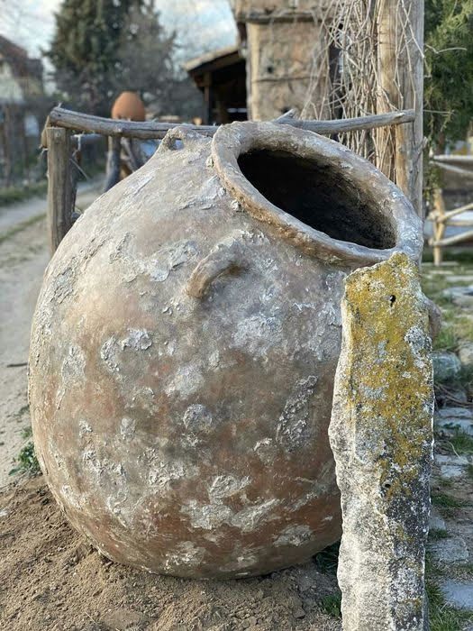 Делви,  барбекю,пошилня