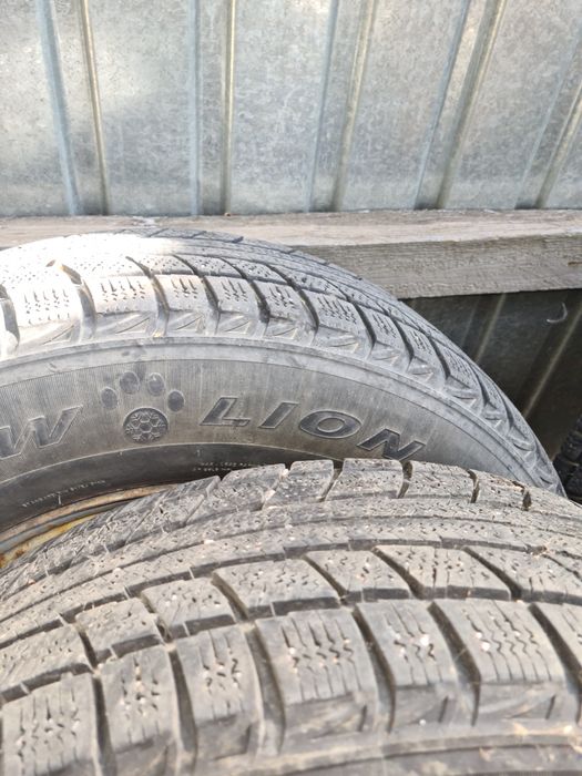 Продам. Резина с дисками от рав 4