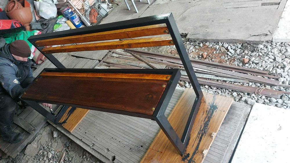 продам лавочку металл, дерево