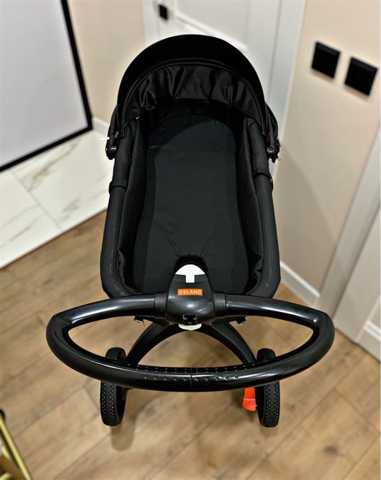 Продам коляску 2в1