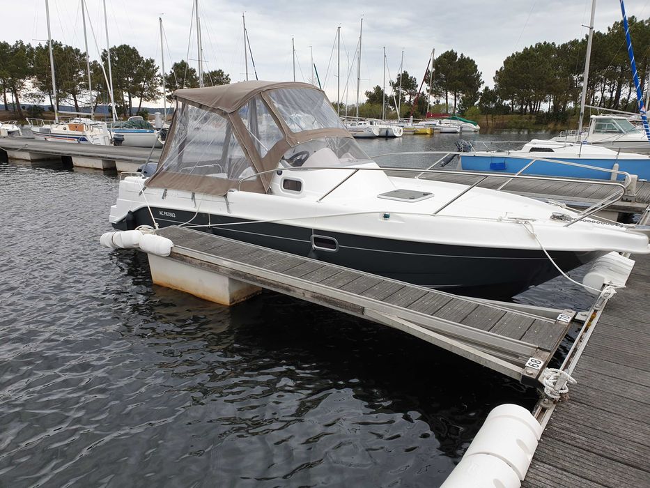 B2 Marine Cap Ferret 672