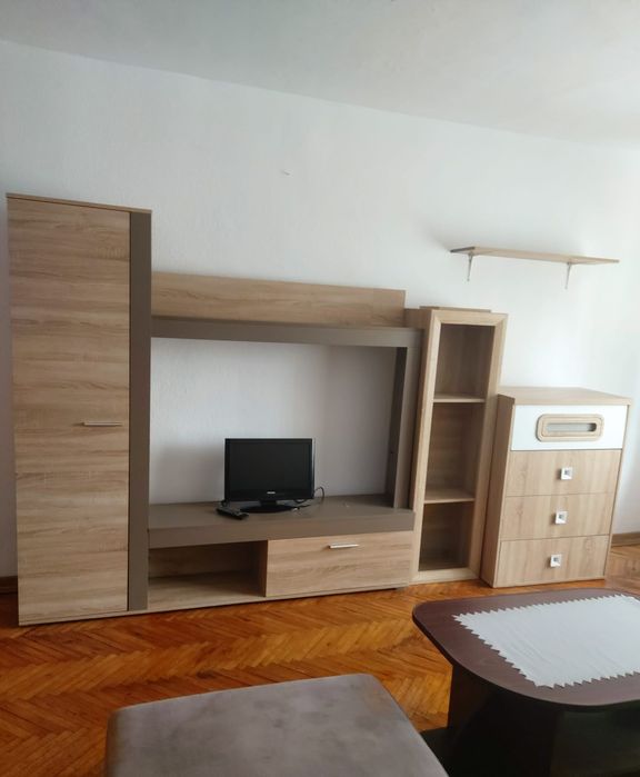 Apartament de închiriat