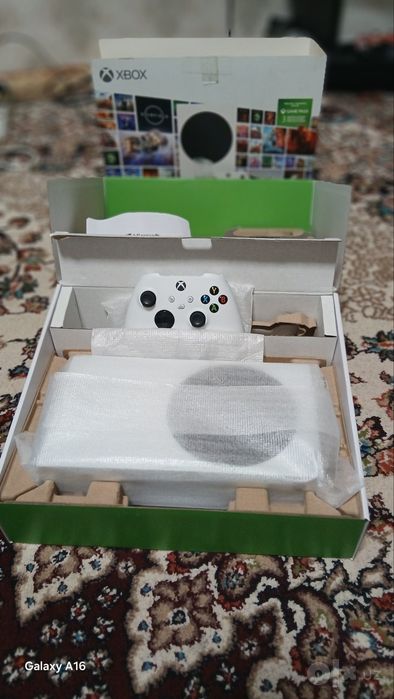 Xbox series s сотилади яангидек MFR 17 Oct 2023