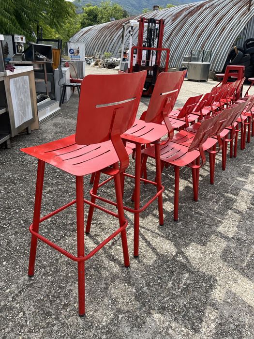Столове метални за заведения