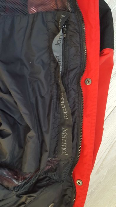 Зимно спортно червено яке MARMOT WINTER JAKET размер L