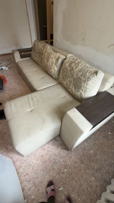 Угловой диван , раскладной