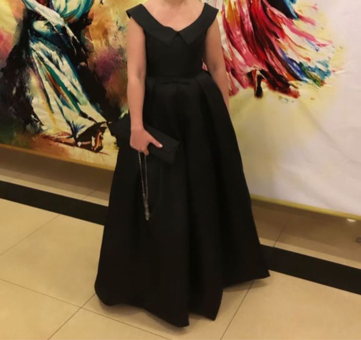 Платье атласное в пол на шнуровке