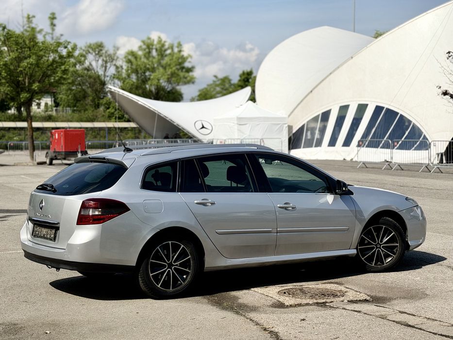 RENAULT Laguna 2015 — imagine 4