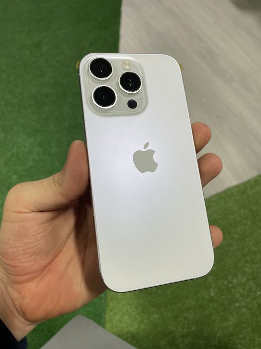 Capac spate iphone 16 pro