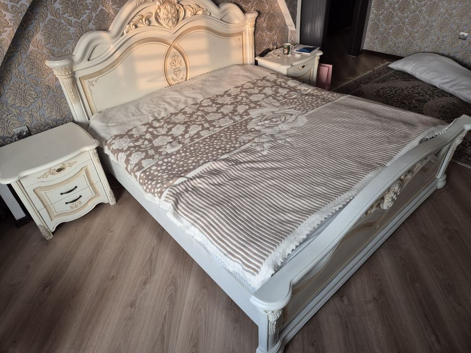 Спальный гарнитур в комплекте