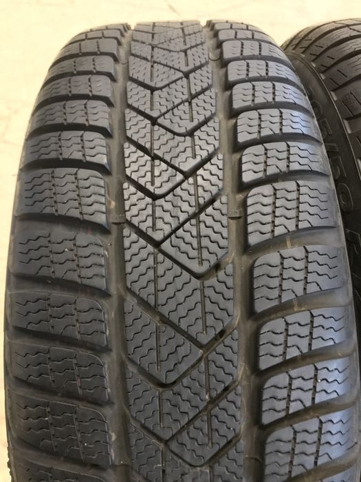 Set Anvelope Cauciucuri Iarna M+S 235 45 R18 Pirelli Profil 7mm ca noi