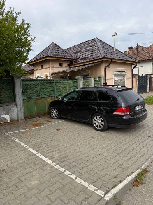 Casa centru , 4 camere , 485 MP, Zona deosebita