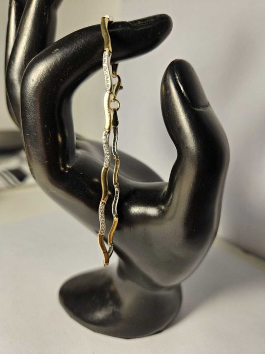 Brățară din aur 14K cu pietre strălucitoare – 3,42 g