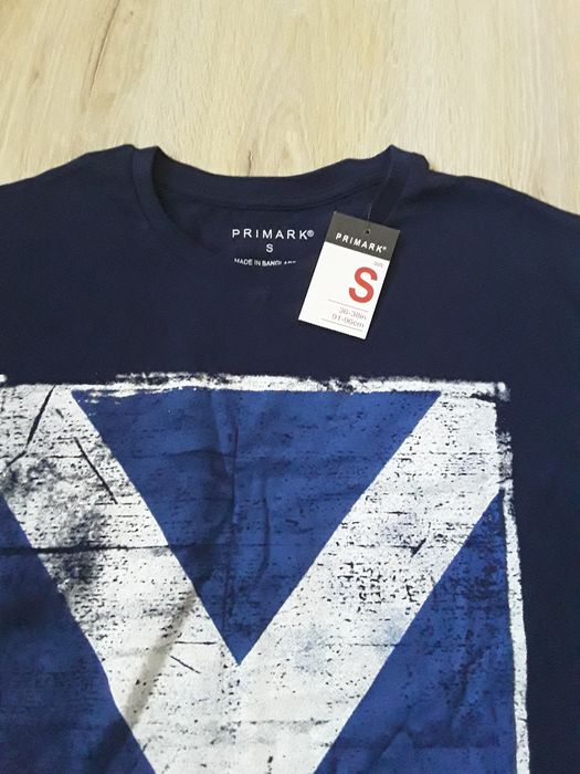 Мъжки тениски с етикет