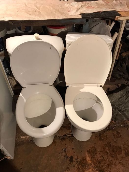 Продаются унитазы, в комплекте