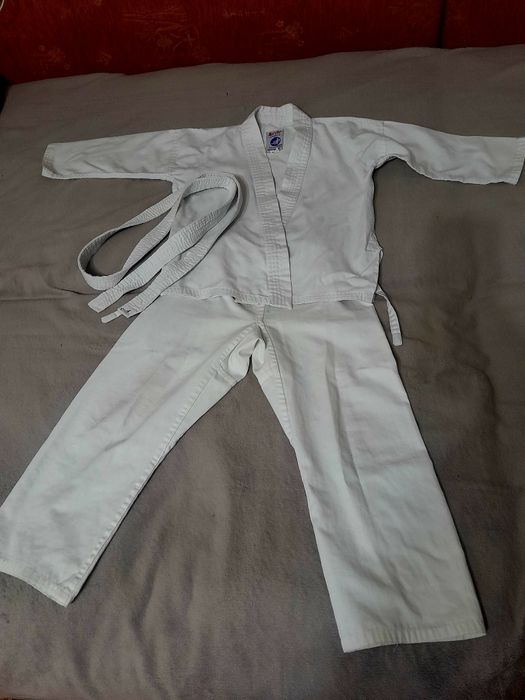 Продам кимано для каратэ