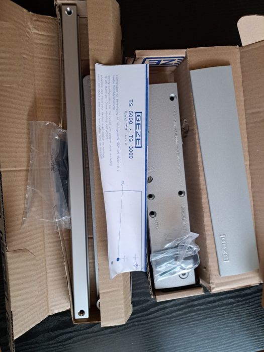 Автомат за врата- Geze 5000