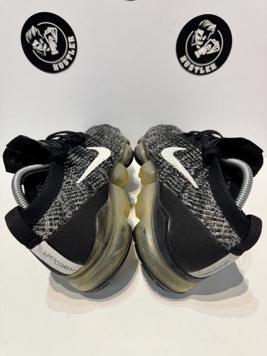 Маратонки NIKE VAPORMAX .Номер 42