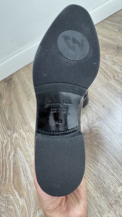 Лакированные туфли муж 42 р-р Италия