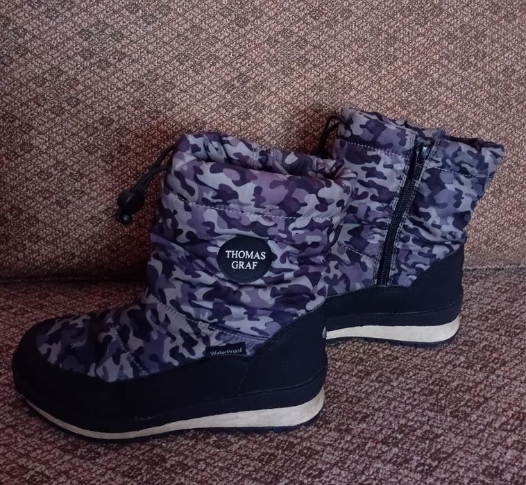 Продам  сапоги дутики на мальчика