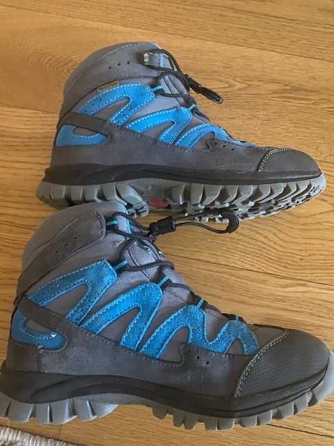 Детски зимни боти