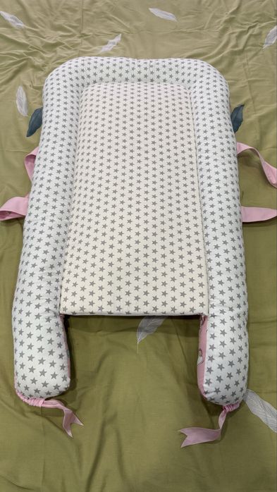 Кокон, гнездо, матрасик для малышей или новорожденных