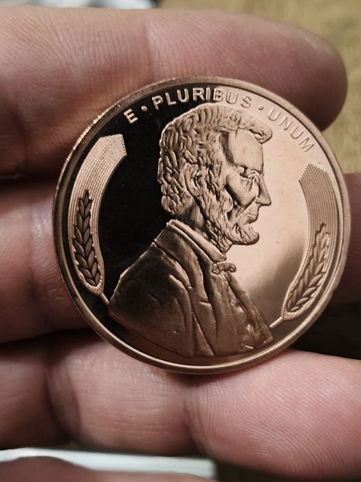 Moneda Cupru AVDP 999 pur