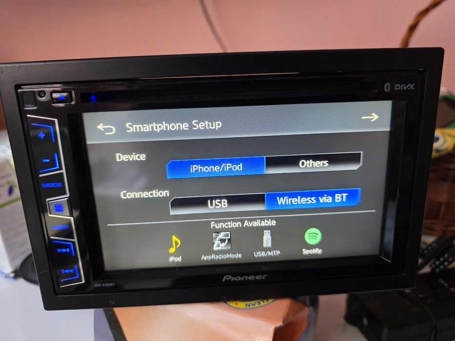 Продавам Pioneer AVH-X390BT