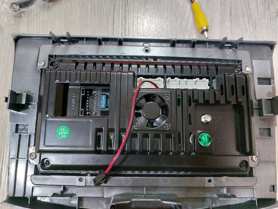 Навигация за пасат б6- 10 инча passat b6