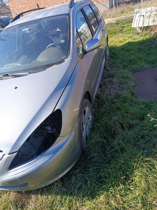 Peugeot 307 2.0HDI дизел на Части