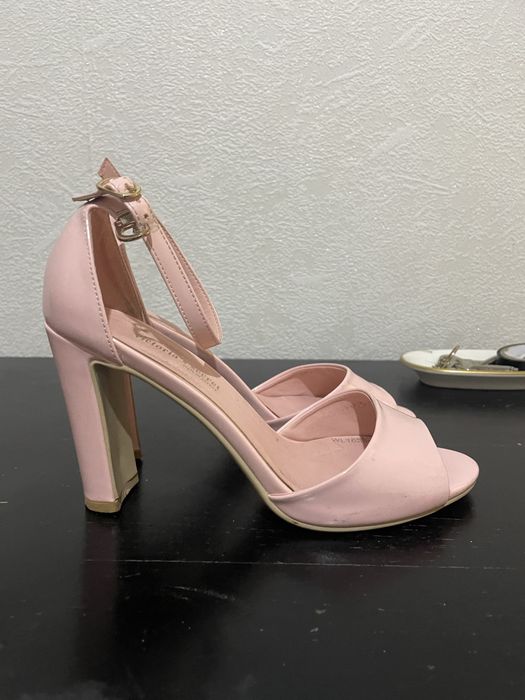 Босоножки эко кожа, б/у