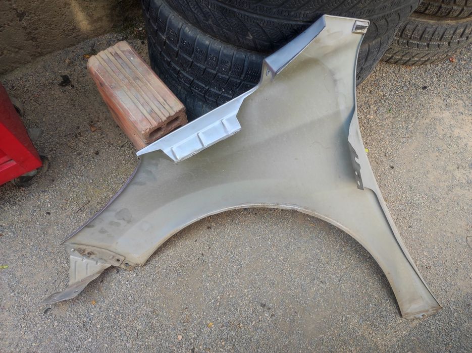 Десен калник за Пежо-207