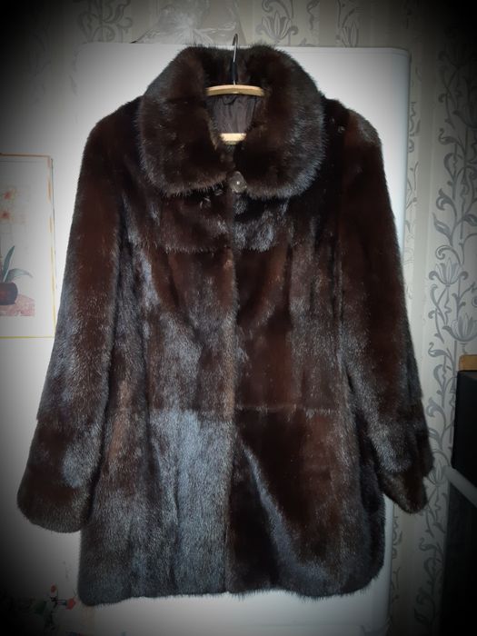 Шуба норка обменяю на золотой трос, часы, или норочку 50 разм