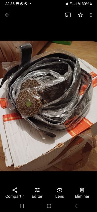 Продавам дамски колани