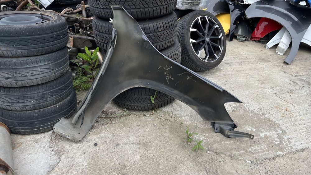 Ляв калник Mercedes X W470