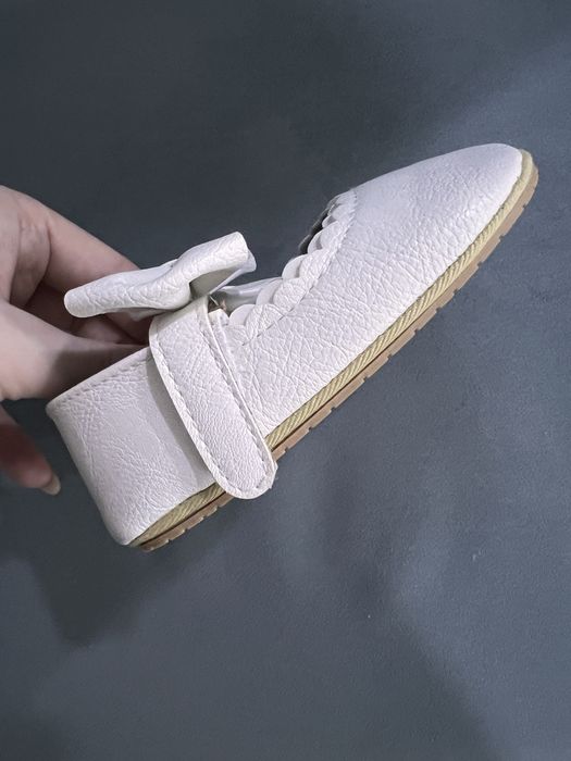 Пинетки на девочку нарядные