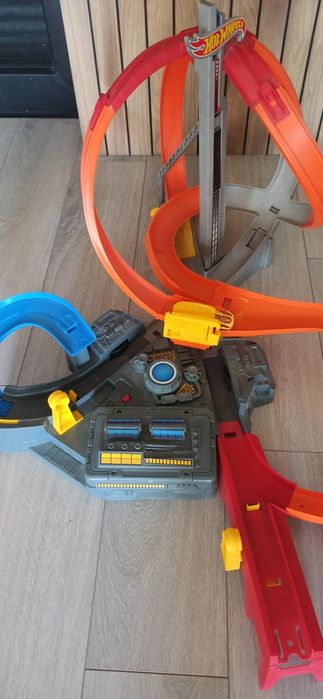 Писти Hot wheels