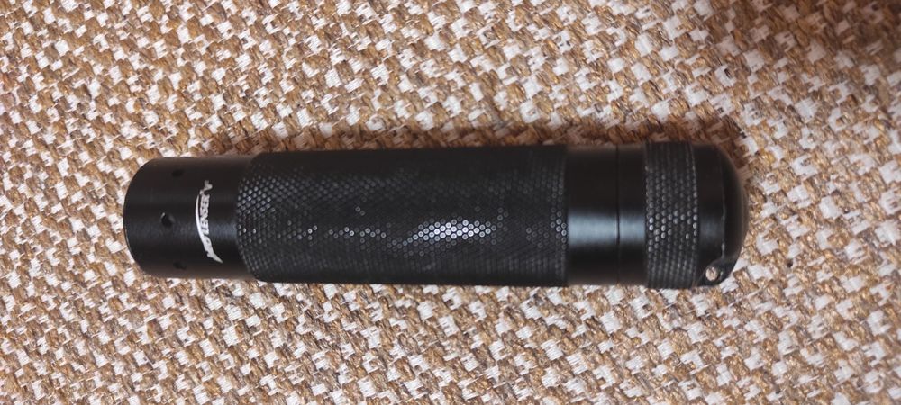 Фенер LUXPRO и Led lenser V2