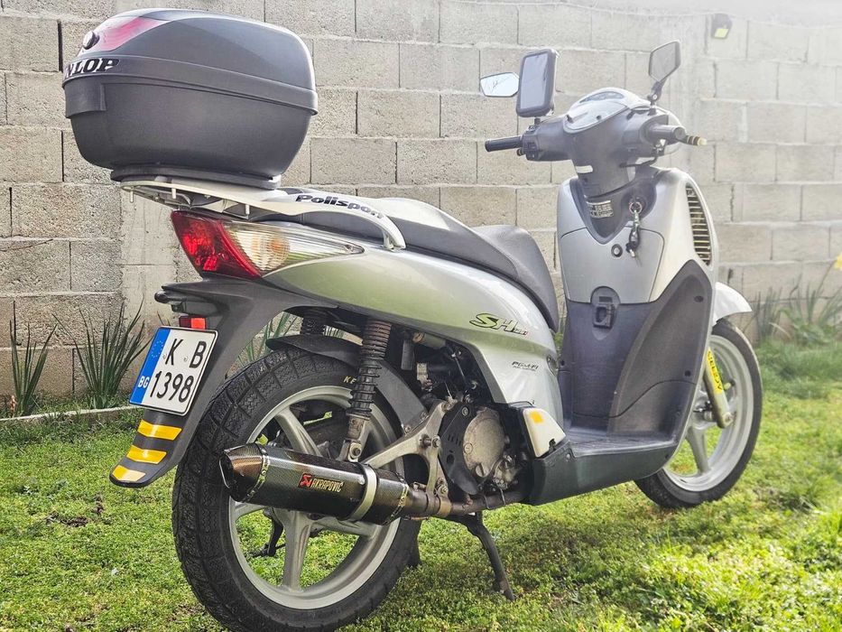 Honda Sh 125i-akrapovic