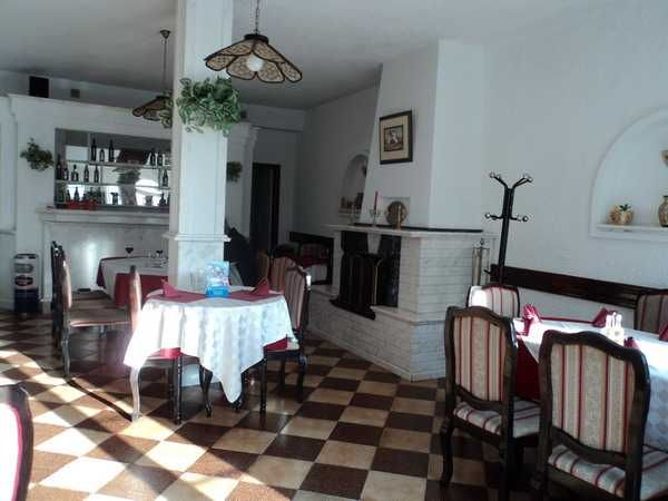 Продава се Хотел в Сандански - 650 кв.м за 693 €/кв.м - Снимка #8