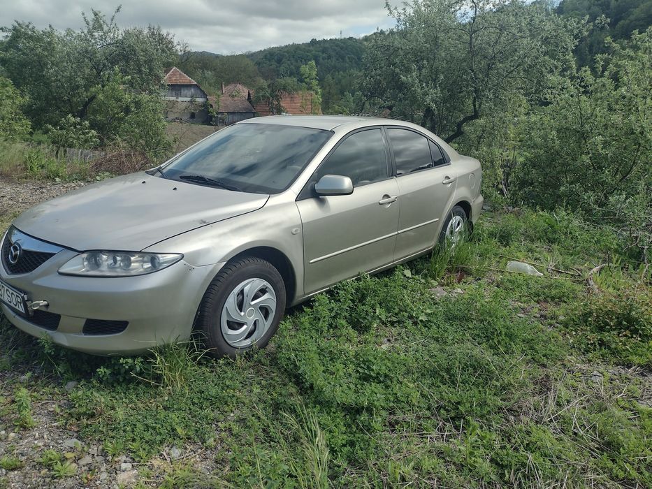 Vând Mazda completă pt dezmembrări