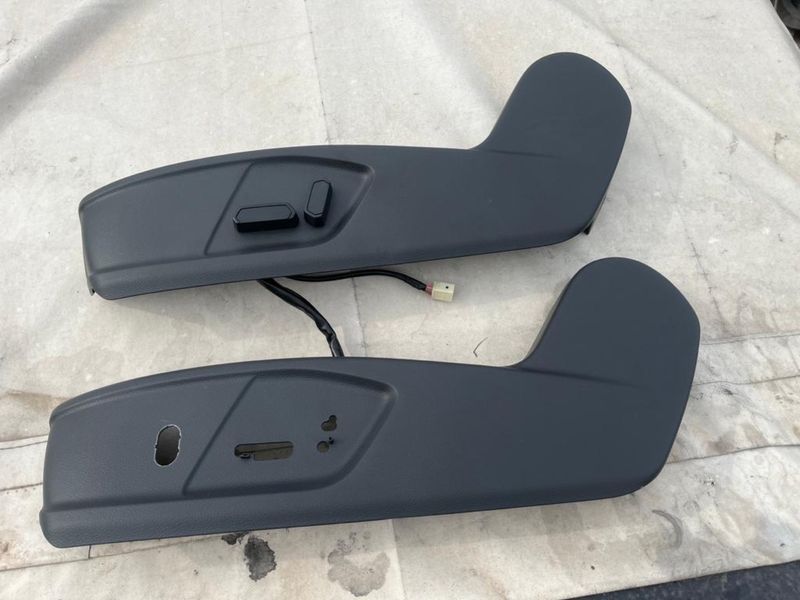 Странична пластмаса за седалка Форд Рейнджър от 2012 до 2022г